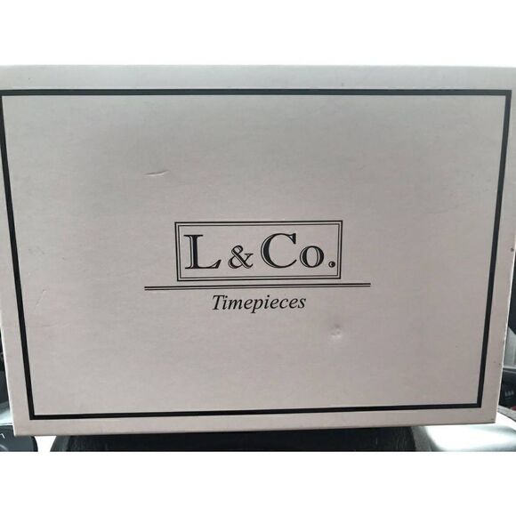 2 L& CO Timepieces Watch With Accesories And Gift Box - Picture 7 of 8